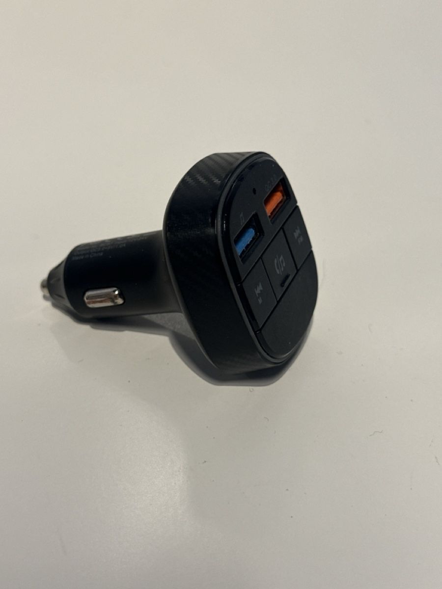 Unità & Adattatore: Neuwertiger Clydek Bluetooth FM Transmitter KFZ Adapter 49 – Usato da Steffisburg venduto da mar_cf2f 1