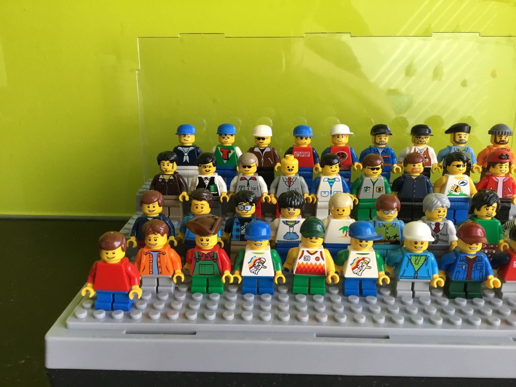 Lego Statuette: Lego Figuren Sammlung – Usato da Basel venduto da Hampe1555 3