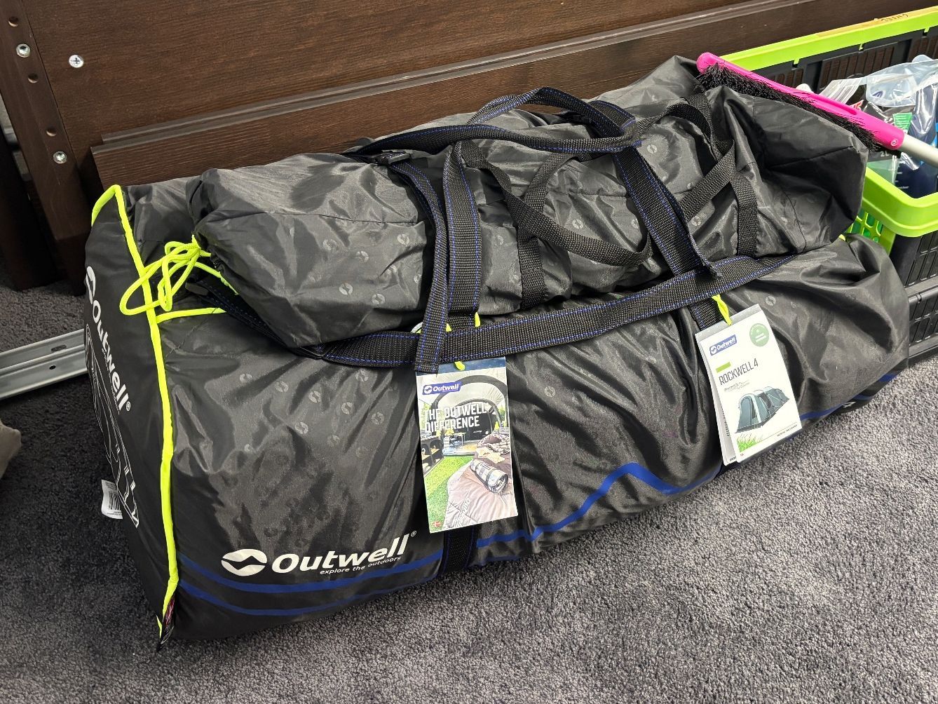 Outwell Tende : Outwell Rockwell 4 Zelt – Usato da Morschach venduto da zuandrea