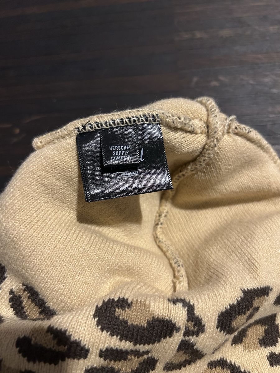 Hüte, Mützen & Caps: Leopard Print Mütze – Gebraucht aus Basel von lenarrari 1
