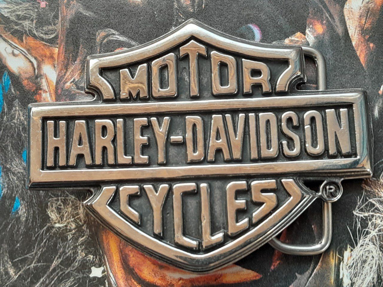 Harley-Davidson Fibbie per cinture: Boucle ceinture Logo Harley Davidson J162 – Nuovo e nell'imballaggio originale da Allens venduto da MADE.IN.ROCK.N.ROLL 1