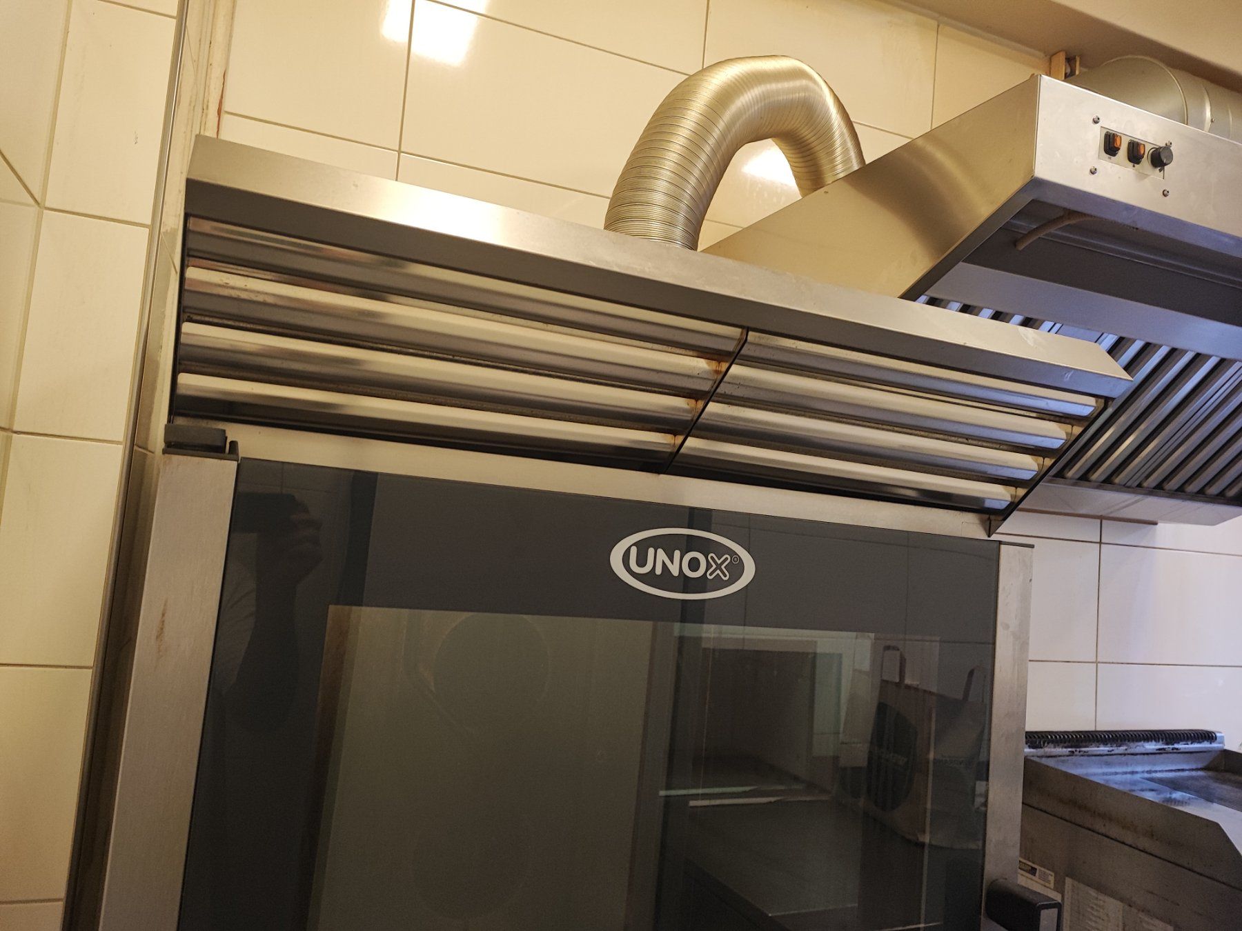Unox Backöfen: Forno professionale per gastronomia – Gebraucht aus Neuhausen am Rheinfall von bes_c7y5 1