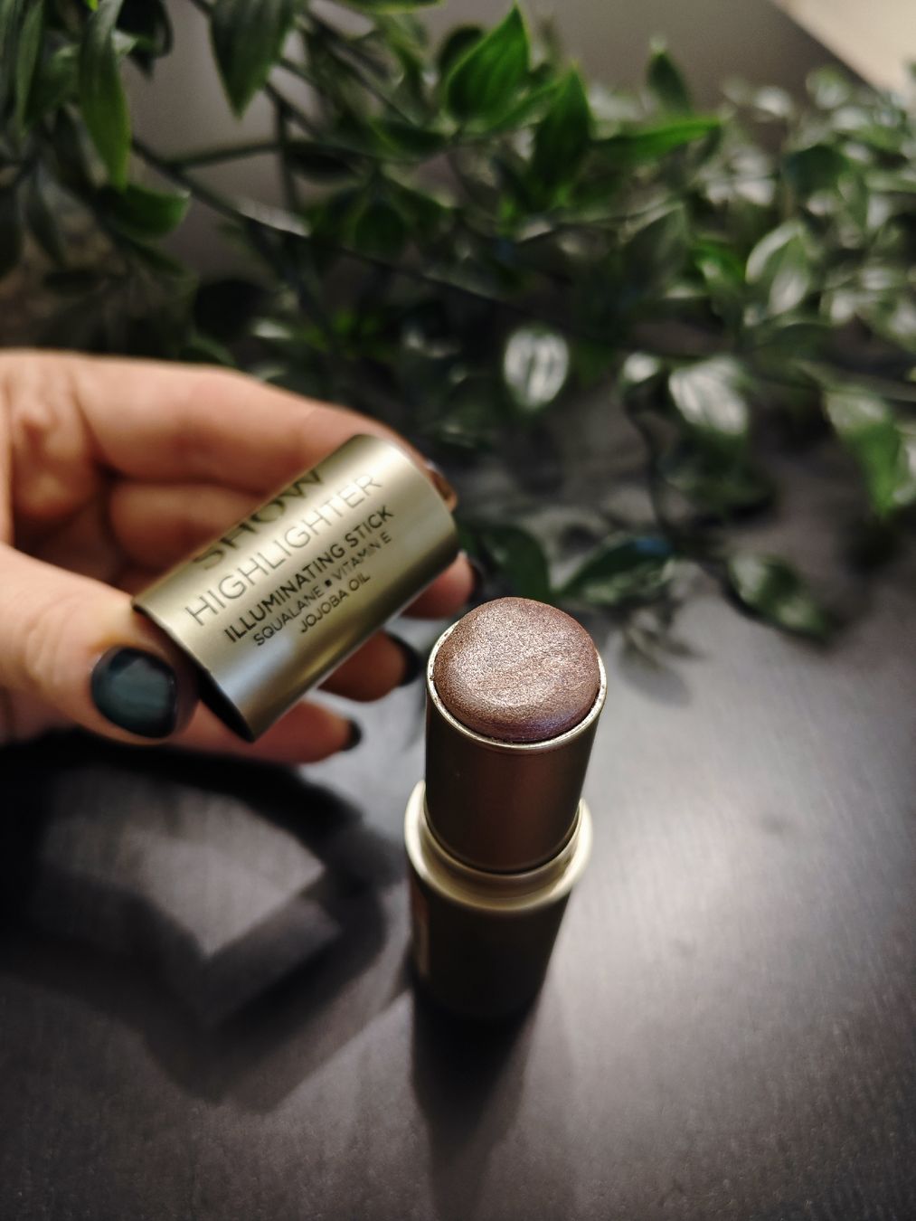 Make-up: Highlighter/Bronzer Sticks - Glow! ✨ – Usato da Zürich venduto da alu_dzr7 3