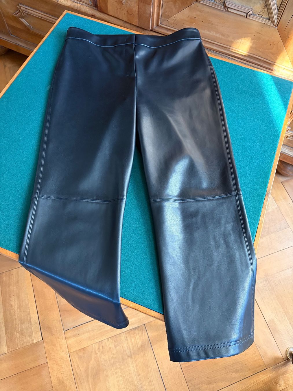 Max Mara Pantaloni: S`MAX MARA COATED TRAUSERS Cropped, Ankle -length silhouette – Nuovo (secondo la descrizione) da Interlaken venduto da Bona55 3