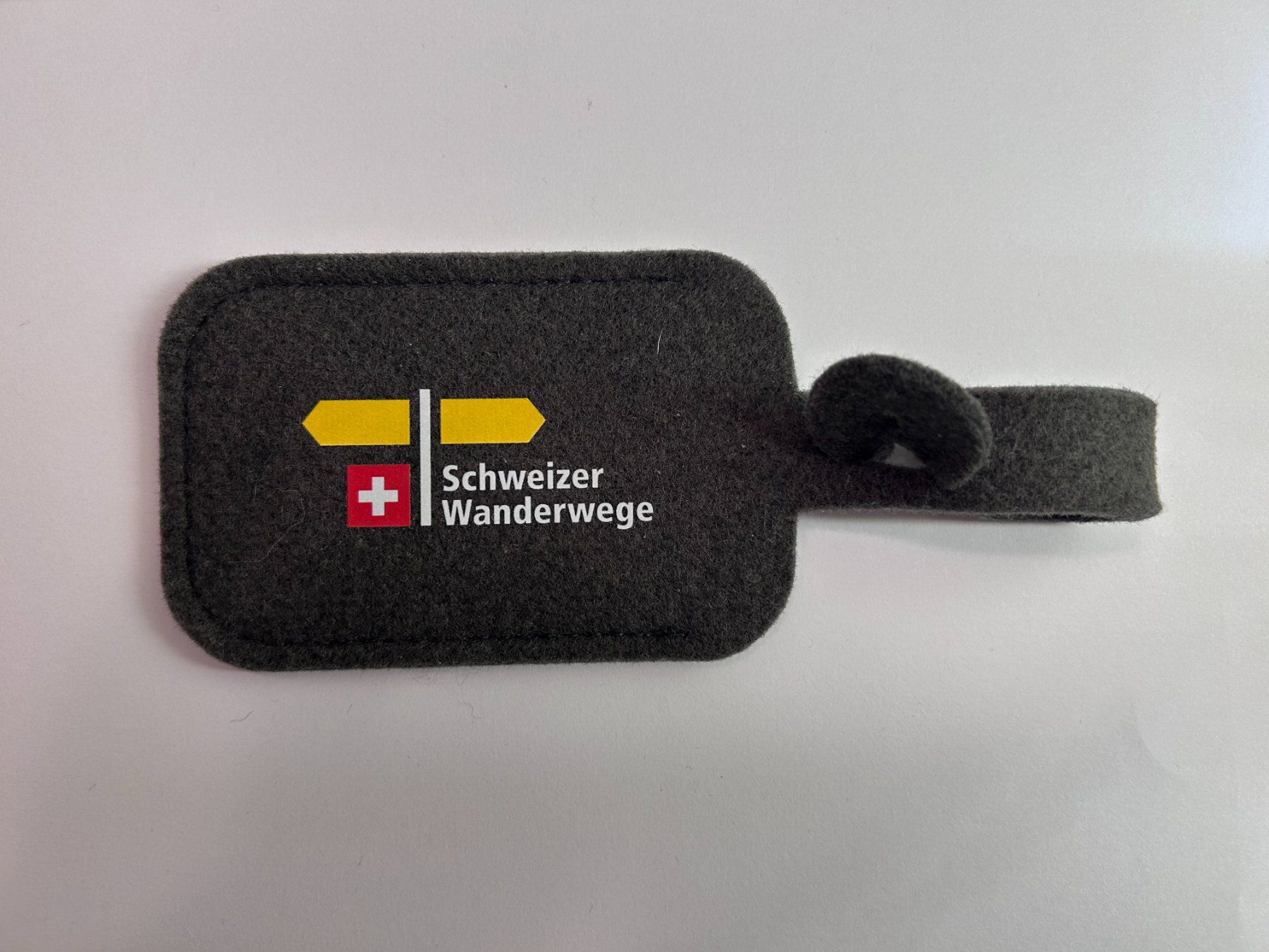 Anhänger: Kofferanhänger „Schweizer Wanderwege“ – Neu und originalverpackt aus Bern von san_svt6