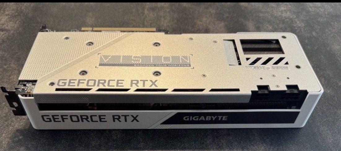 Nvidia Schede grafiche: NVIDIA GeForce RTX 3070 Vision Gigabyte – Usato da Kloten venduto da sim_sp6q 1
