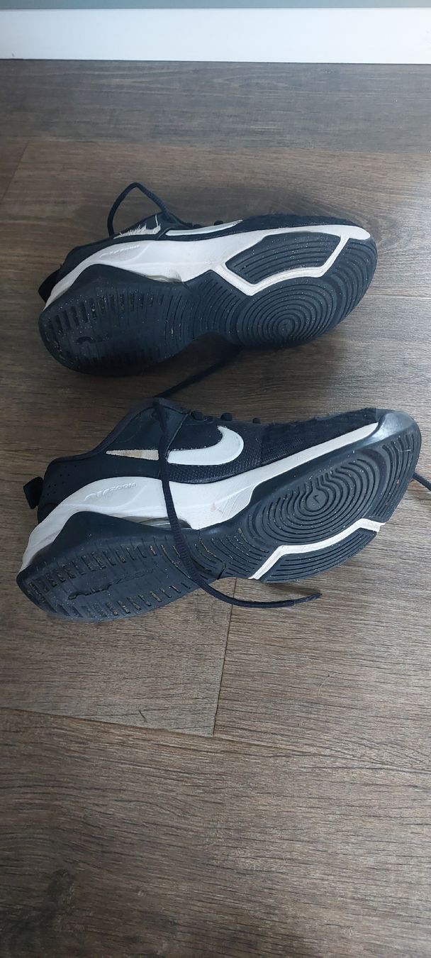 Nike Scarpe da uomo: Nike Turnschuhe Grösse 38 – Usato da Rickenbach BL venduto da chirsibaum 1