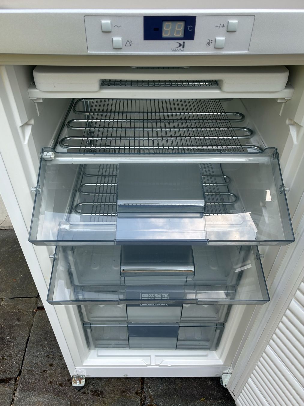 Bauknecht Congelatori: Bauknecht Gefrierschrank Energieklasse A+ – Usato da Winterthur venduto da m_photo 6