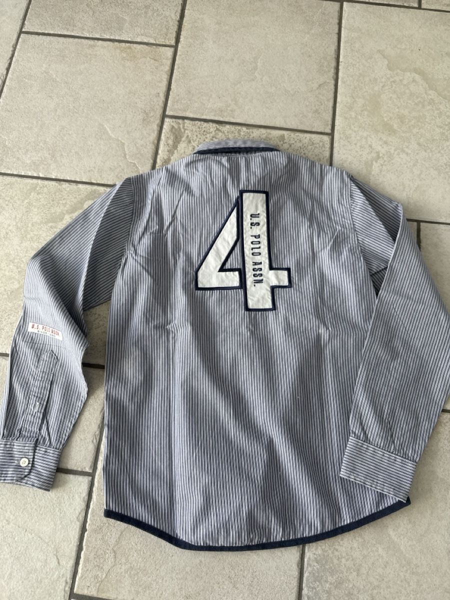 Hemden, T-Shirts & Polos: Hemd Gr.11-12 J. Brief 4.00 Fr. – Gebraucht aus Waltenschwil von lina-04 4