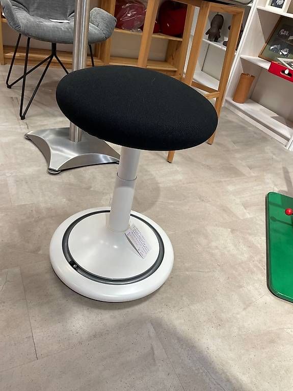 Hocker: ONGO Classic - der ergonomische Sitzhocker – Gebraucht aus Volketswil von wirzwohnen 1