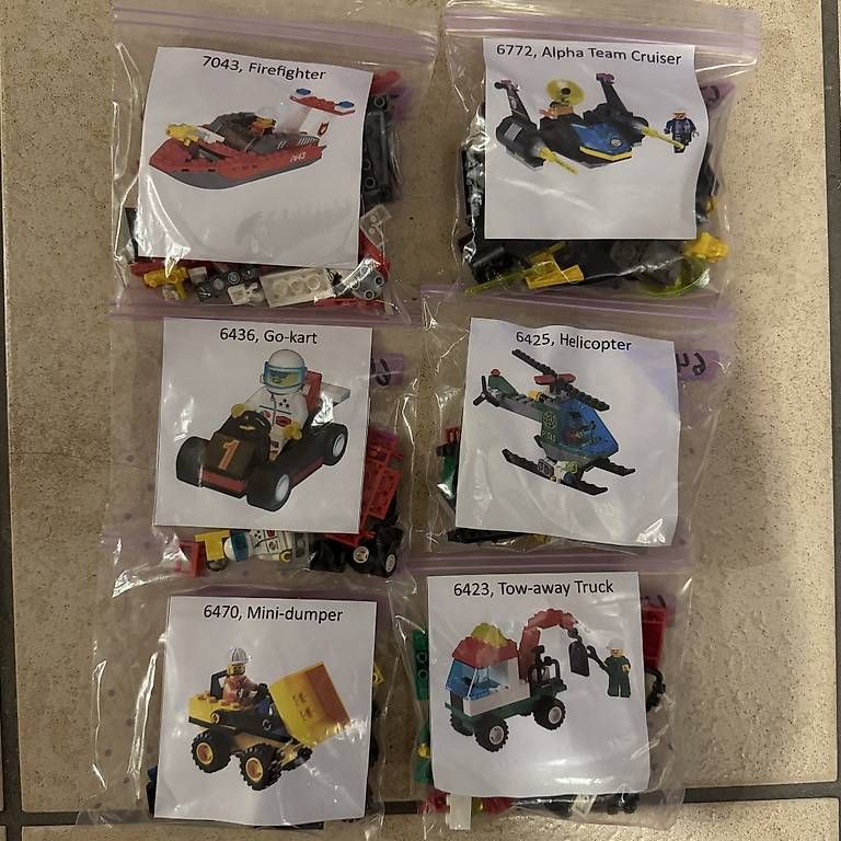 Lego Giocattoli: Lego diverse kleine Set – Usato da Fanas venduto da -FIVES-