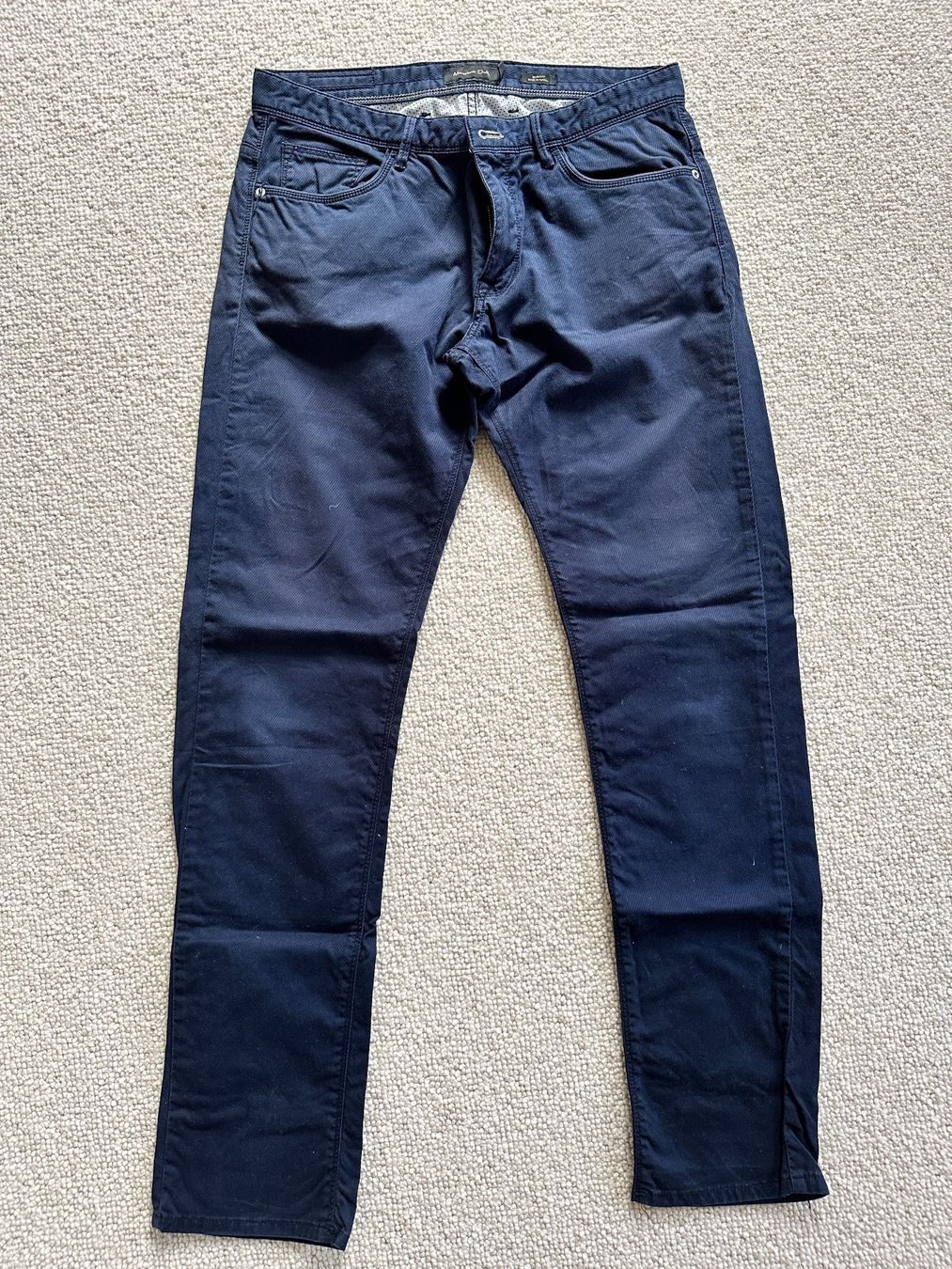 Pantaloni: Dunkelblaue Massimo Dutti Hose – Usato da Zürich venduto da Koska