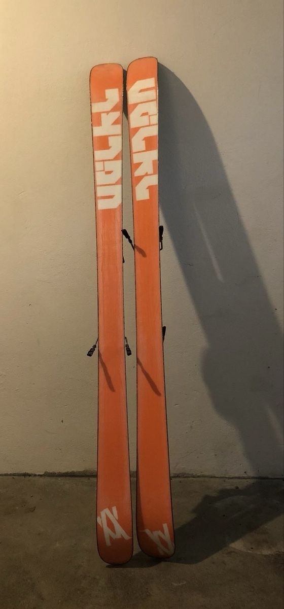 Skis: Ski – D'occasion à Krauchthal par cel_8tbb 1