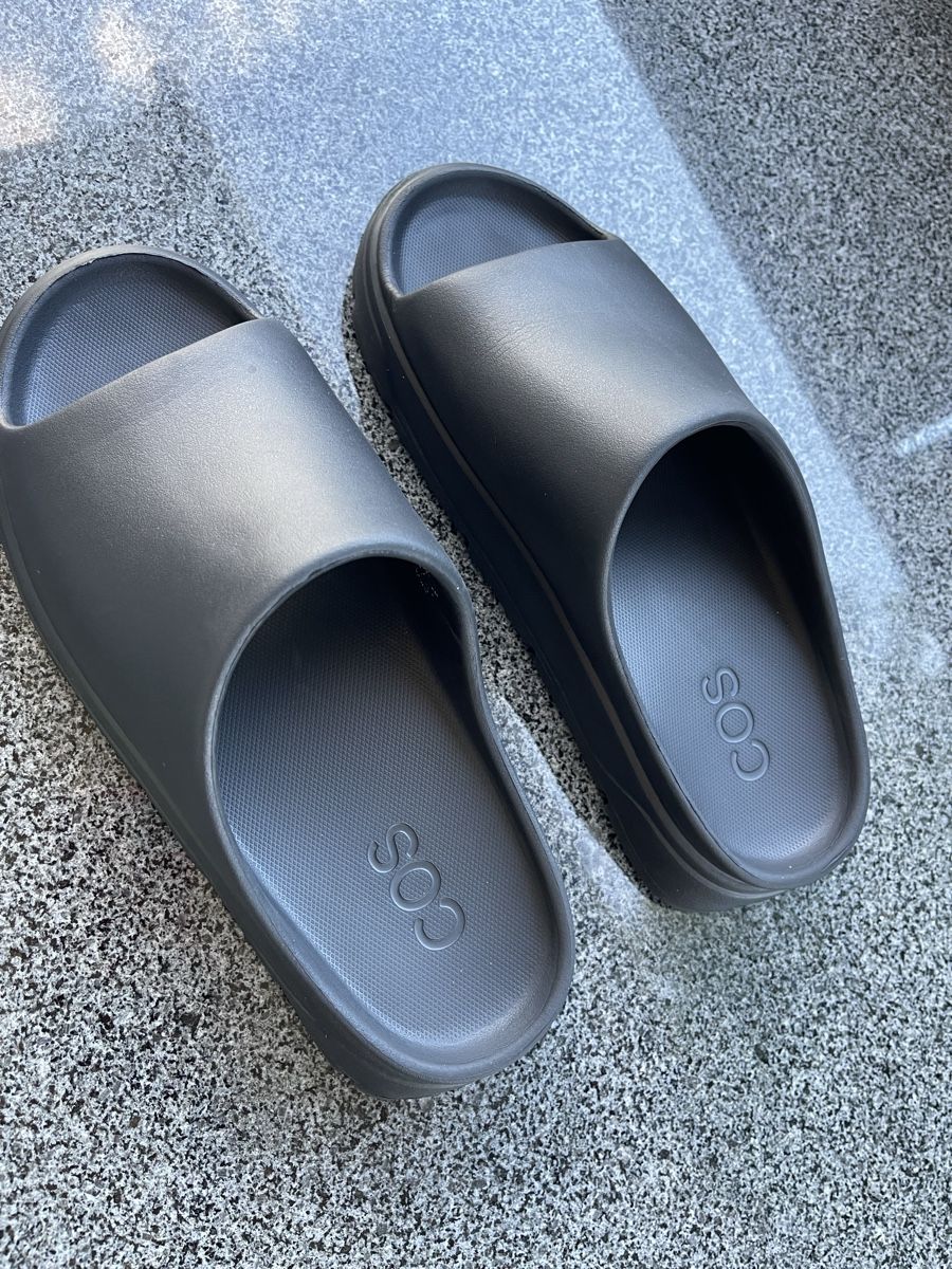 Cos Herrenschuhe: Cos Flip-Flops 41 – Gebraucht aus Dübendorf von olh_rs5r 1