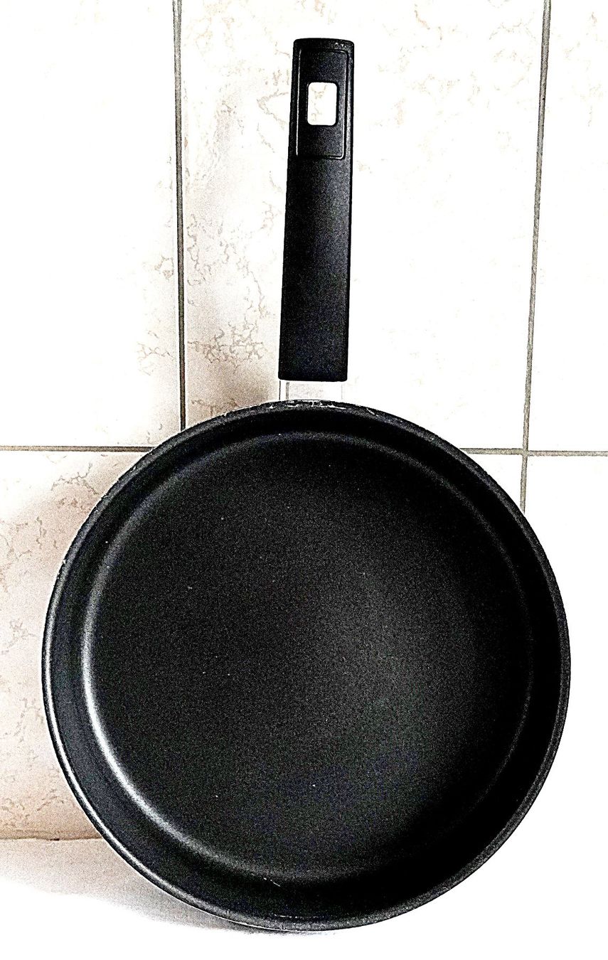 Padelle: Bratpfanne gross Ø29cm – Usato da Baar venduto da 2cvbaar 1