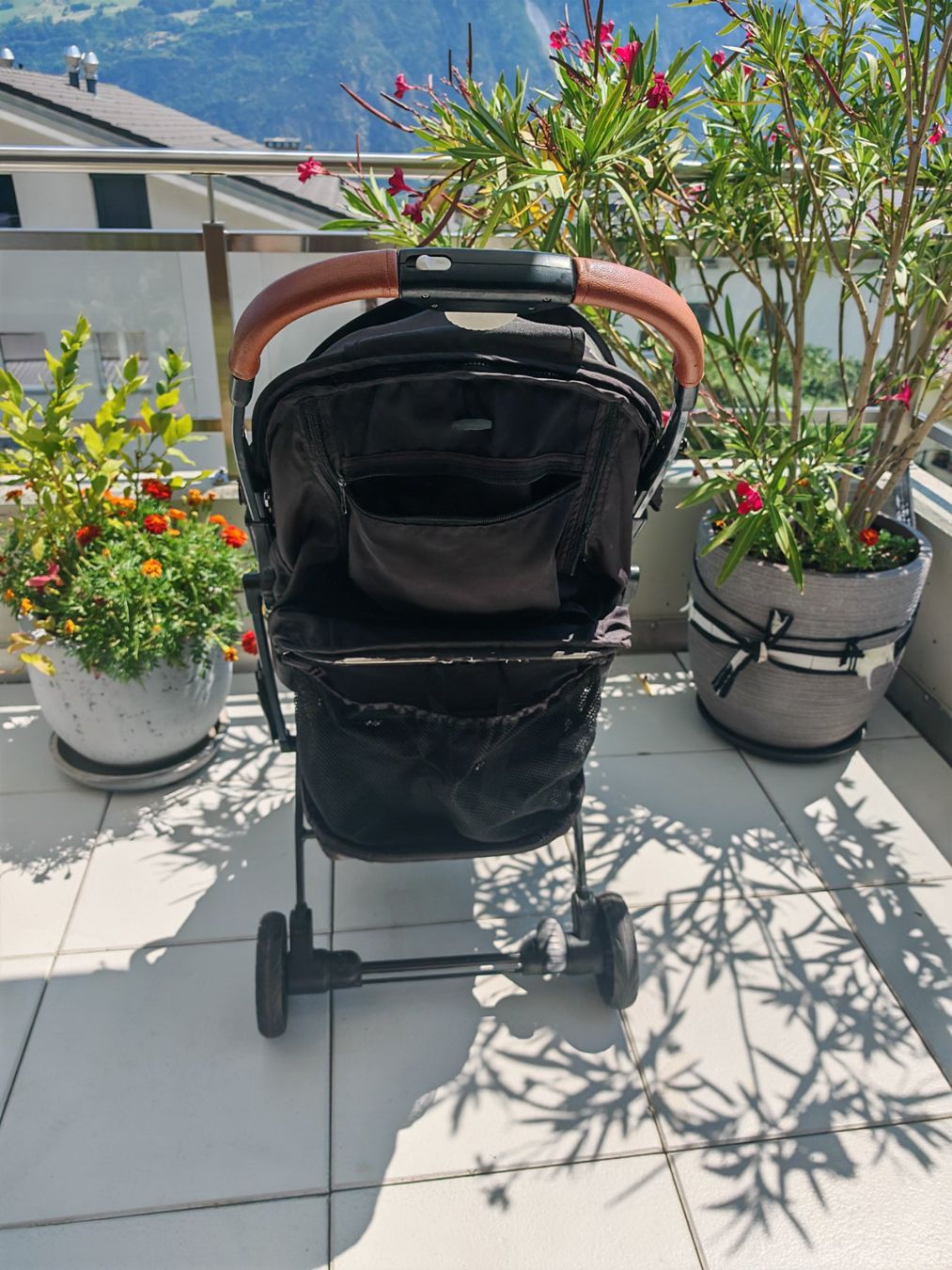 Carrozzine: Poussette ultra-compacte Yoya Plus 4 (pliable avion – Usato da Chamoson venduto da OkGeo 2
