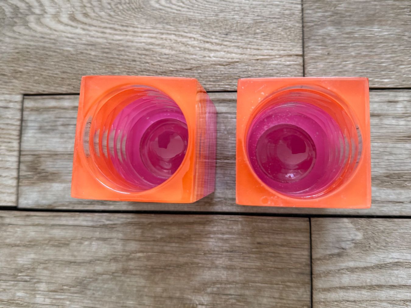 Interio Tutte le decorazioni: Retro Acrylglasbehälter Interio – Usato da Luzern venduto da Mamutpe 2