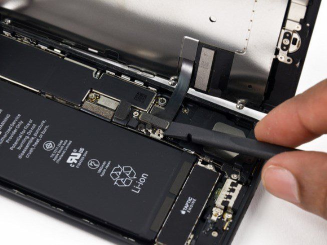 Apple Telefoni cellulari / Smartphones: iPhone 7 Plus - Batterie avec Adhésifs - Pure Cobal ECO Ti – Nuovo e nell'imballaggio originale da Morges venduto da DA-repa 1