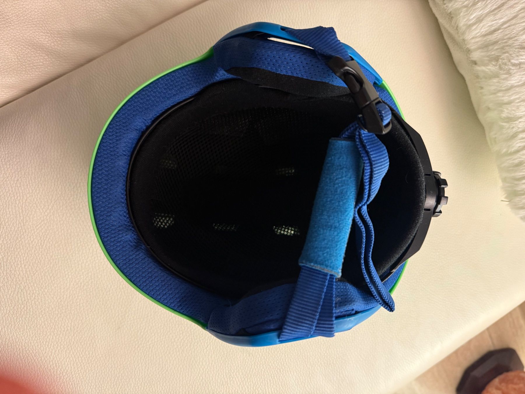 Decathlon Caschi: Skihelm 53-56cm / S / 53-56 cm – Usato da Oetwil an der Limmat venduto da Prinzaessli123 3