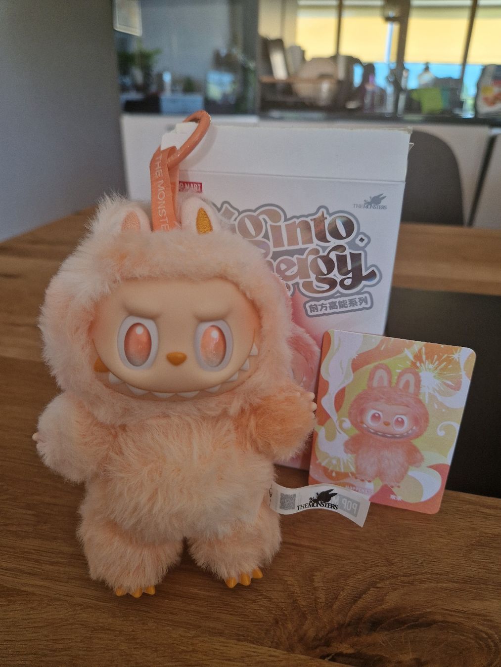 Pop Mart Statuette: POPMART Labubu The Monsters Big into Energy "Hapiness" – Nuovo (secondo la descrizione) da Grand-Lancy venduto da alex_12 4