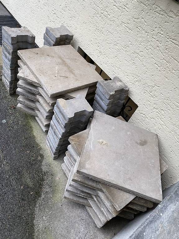 Rivestimenti per pavimenti: Gartenplatten & Verbundsteine – Usato da Ennetbaden venduto da jun_19 1