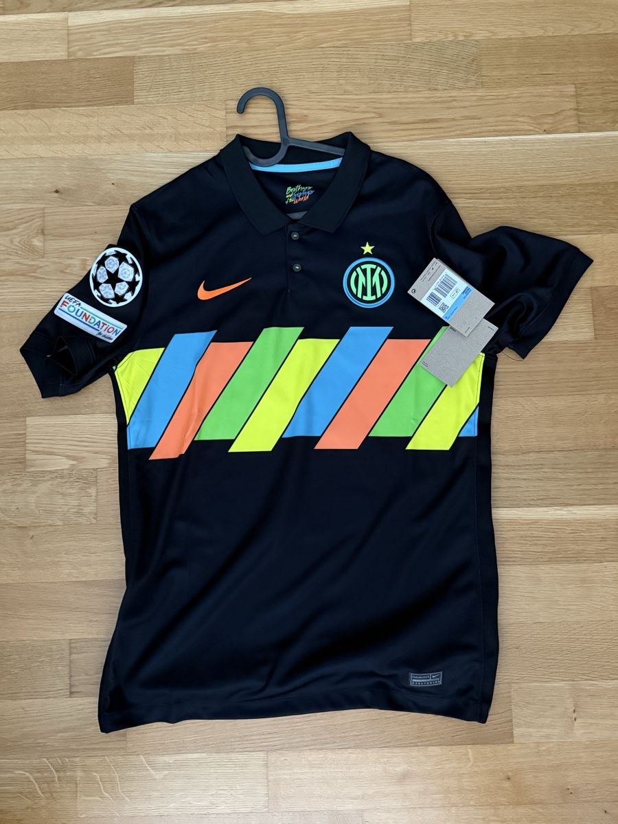 Nike Canottiere & Pantaloni: Inter Milan Barella 23 neuf – Nuovo e nell'imballaggio originale da Delémont venduto da IbraWinz