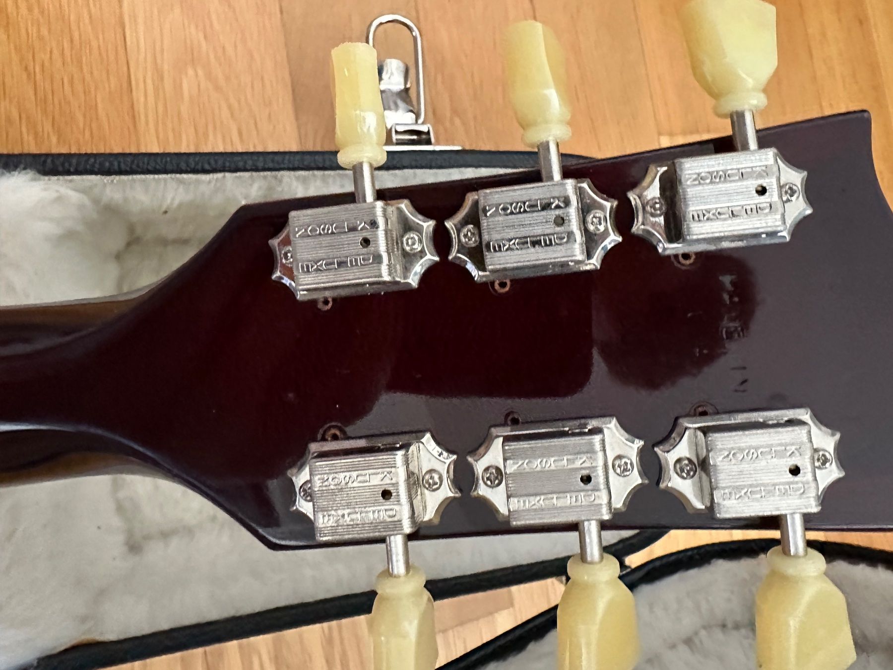 Gibson Strumenti musicali: Gibson SG Angus Young Signature – Usato da Basel venduto da M1ck 4