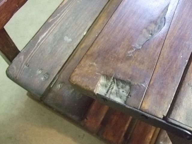 Bänke: banc d'écolier ancien, Valaisan. – Gebraucht aus saillon von Lamateur 3