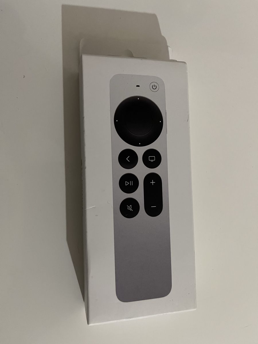 Apple Fernbedienungen: Télécommande Apple TV Remote – Neu und originalverpackt aus Petit-Lancy von Hpk_tbk