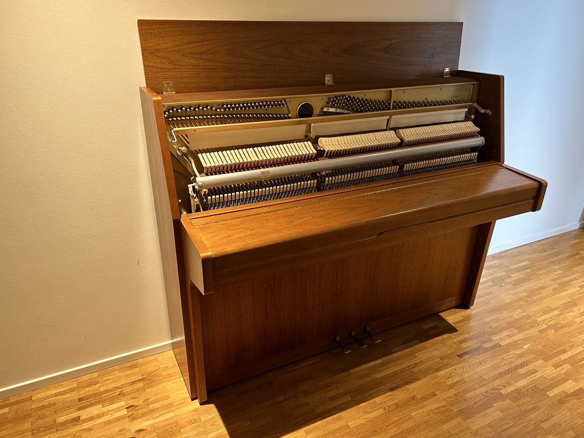 Schmidt-Flohr Strumenti musicali: Schmidt-Flohr Klavier von 1985 – Usato da Zürich venduto da art_w65h