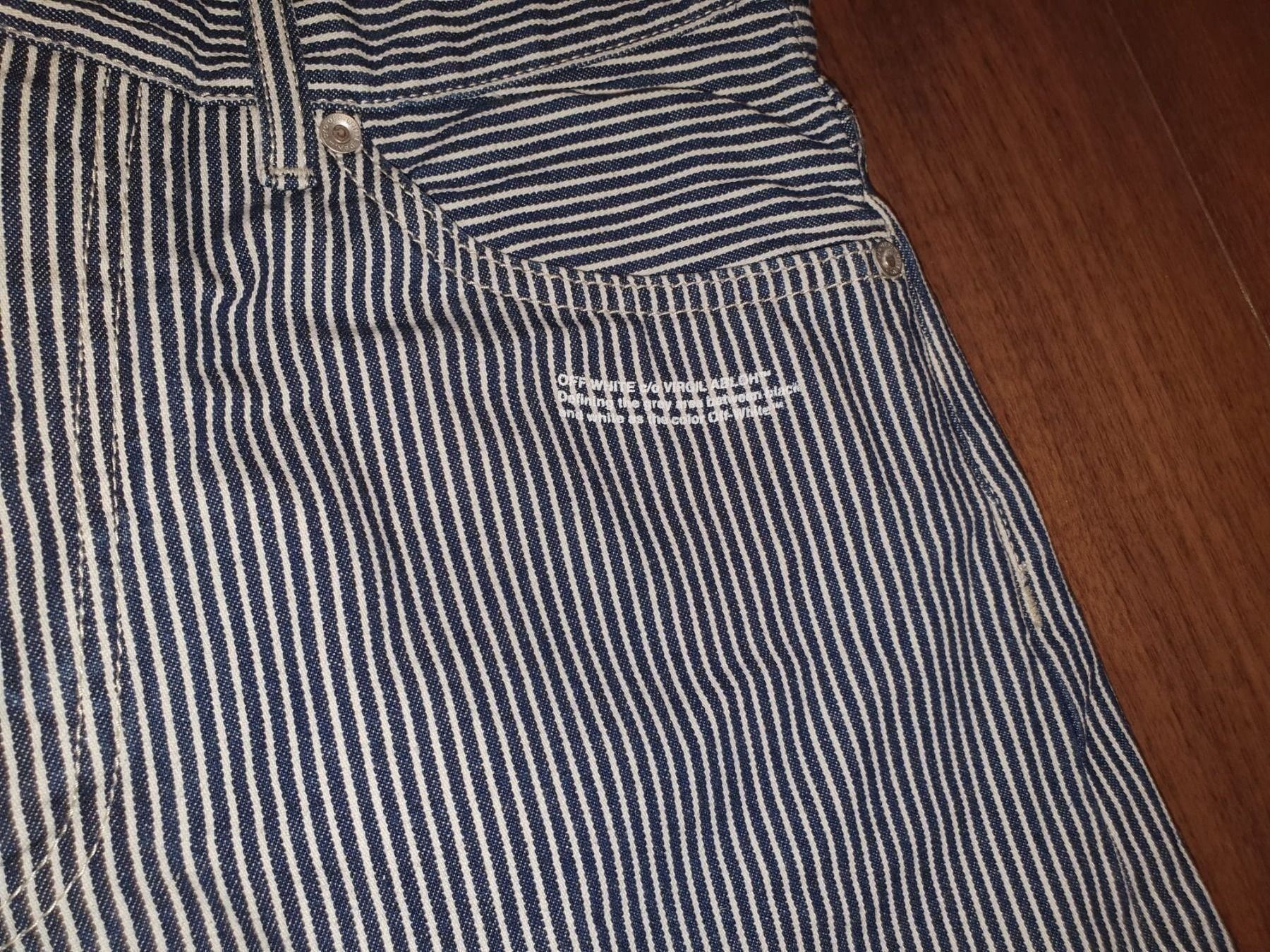 Jeans: Shorts Off-White c/o Virgil Abloh – Usato da St-Sulpice VD venduto da juhdu 3