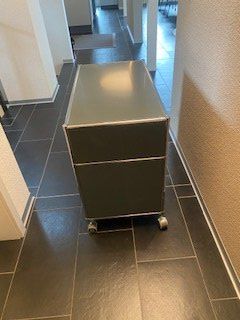 Banconi: Quadro grauer Rollcontainer – Usato da Wohlen b. Bern venduto da Gabbana2 6