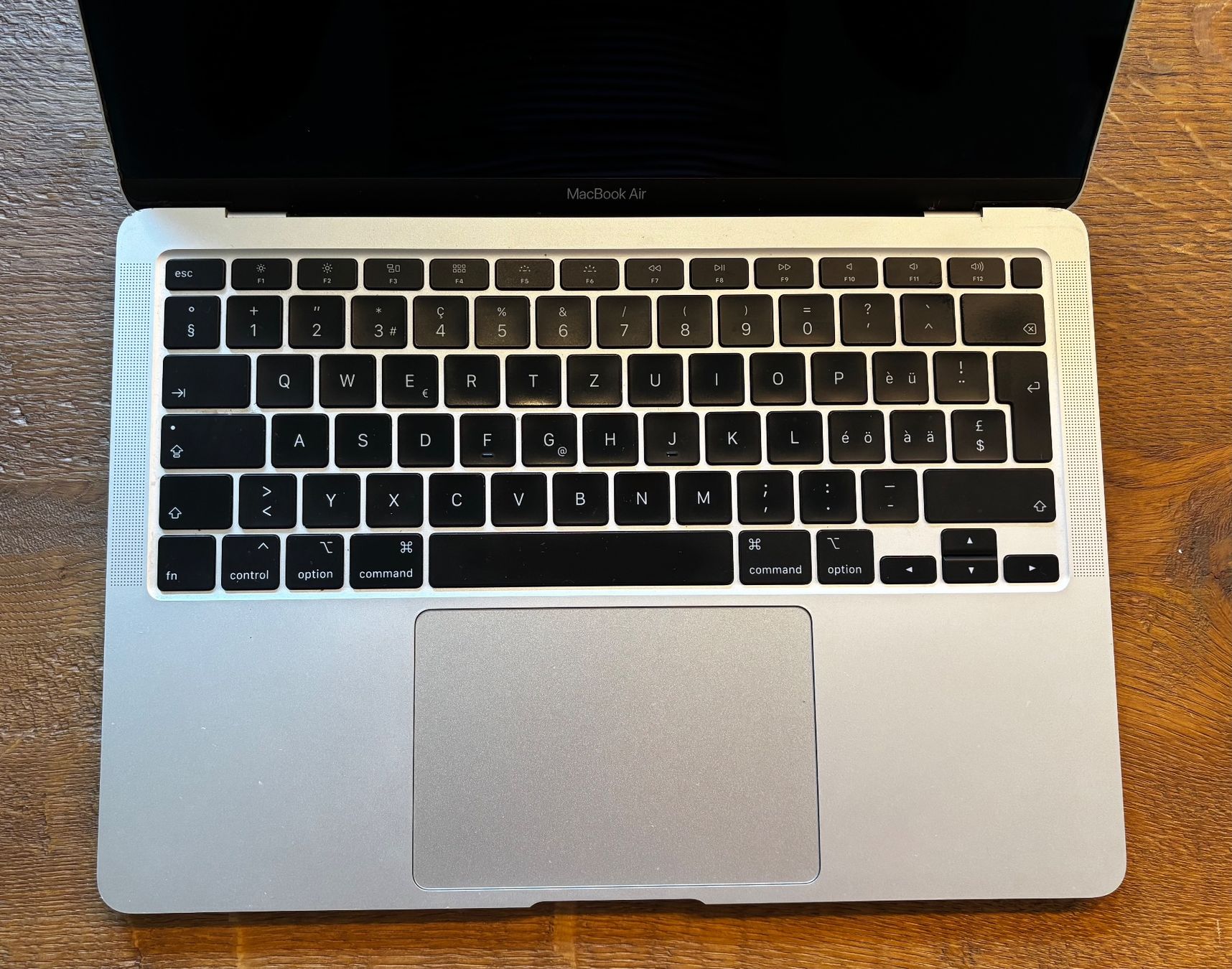 Apple Notebooks: MacBook Air 2020 – Gebraucht aus Biel/Bienne von uma_n75g 1