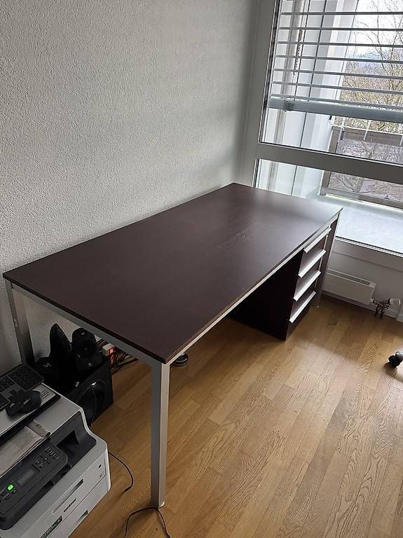 Scrivanie: Bürotisch inkl Schubladenstock – Usato da Wabern venduto da Mister_Krabs