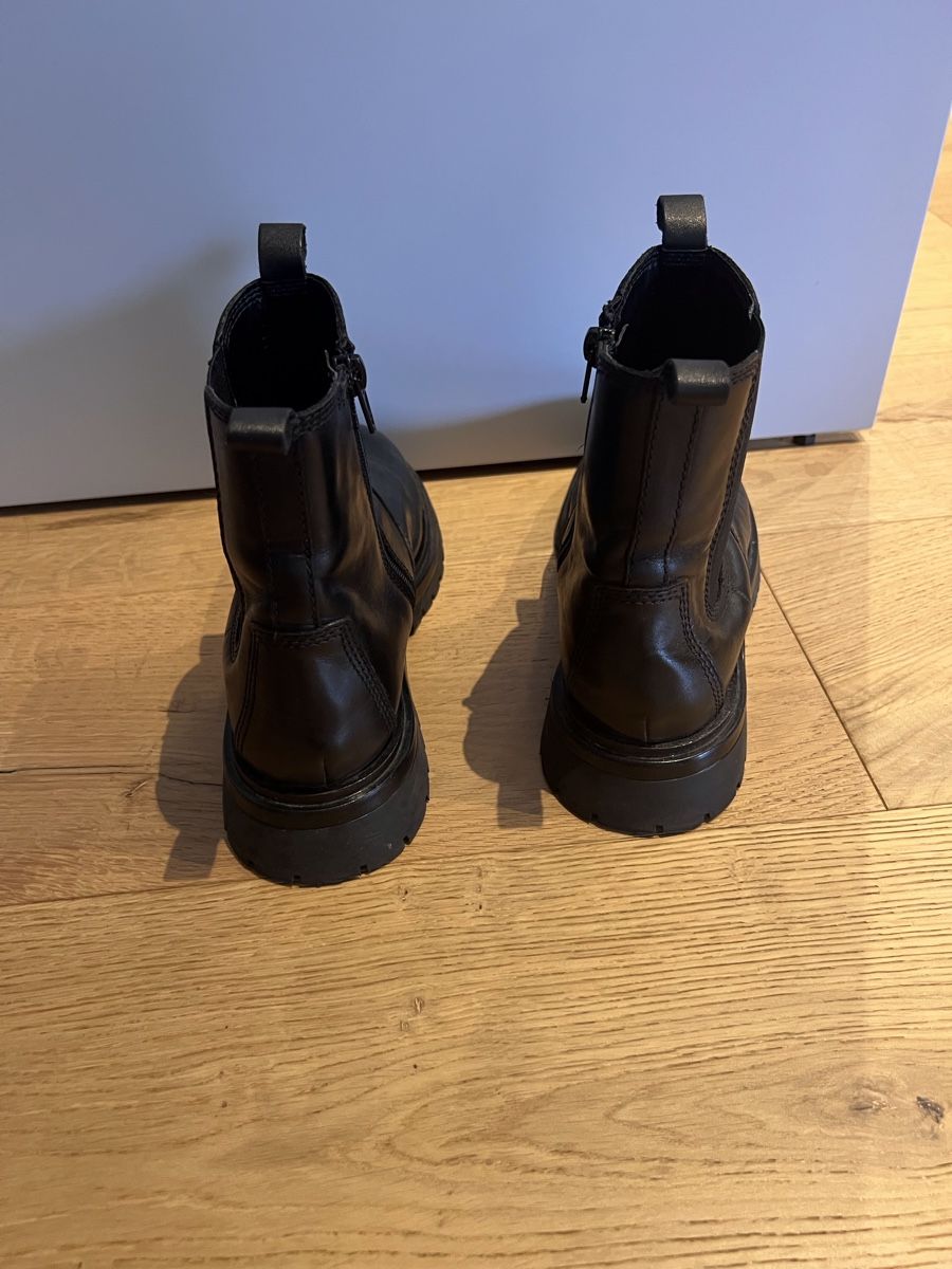 Zara Schuhe für Mädchen: Mädchen Stefelette ZARA Gr. 37 – Gebraucht aus Canobbio von miro002 1