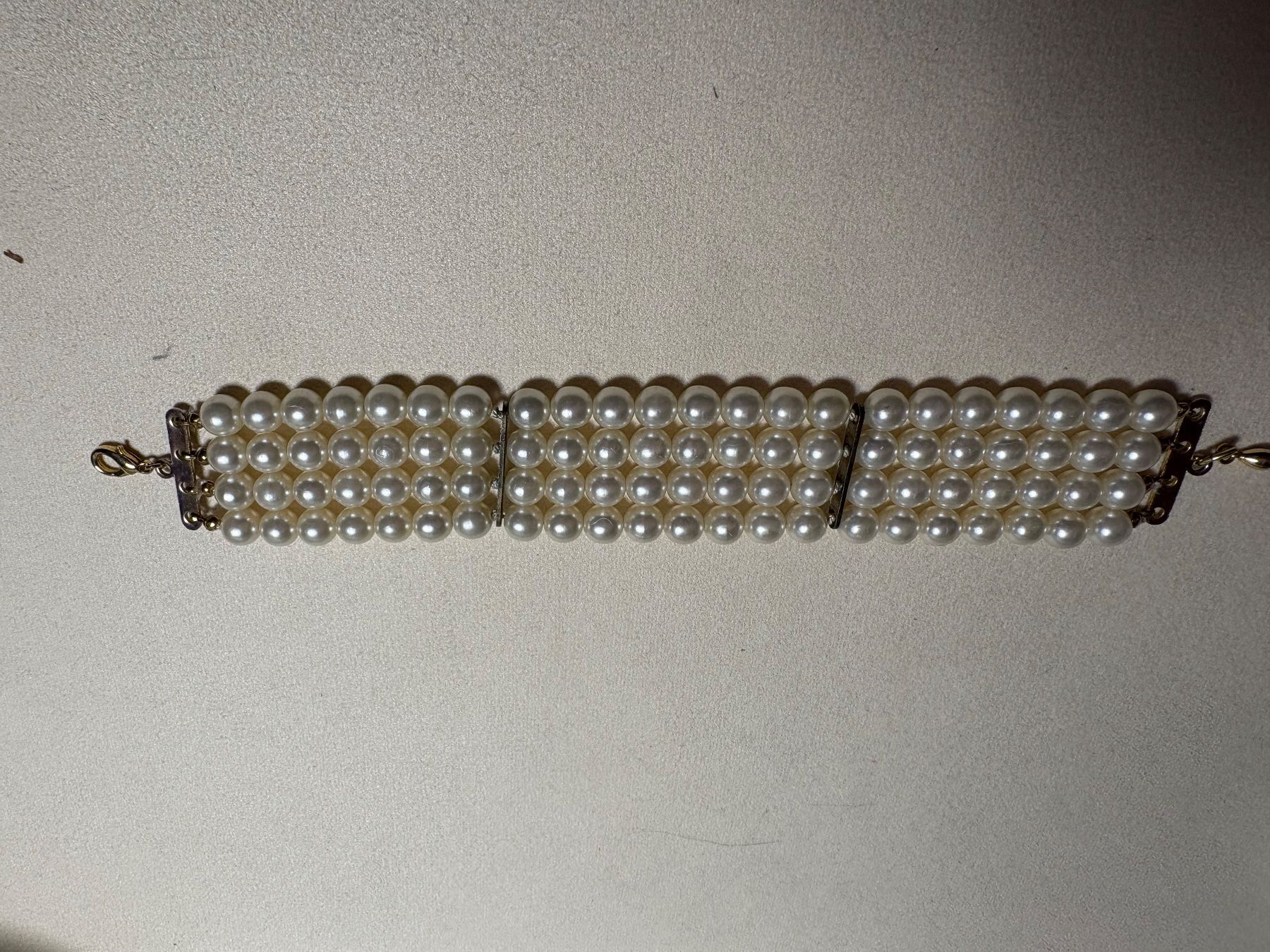 Bracciali & Braccialetti: Vier Righteous wunderschönes Perlen,armband aus Kunstperlen – Usato da St. Peterzell venduto da verena40