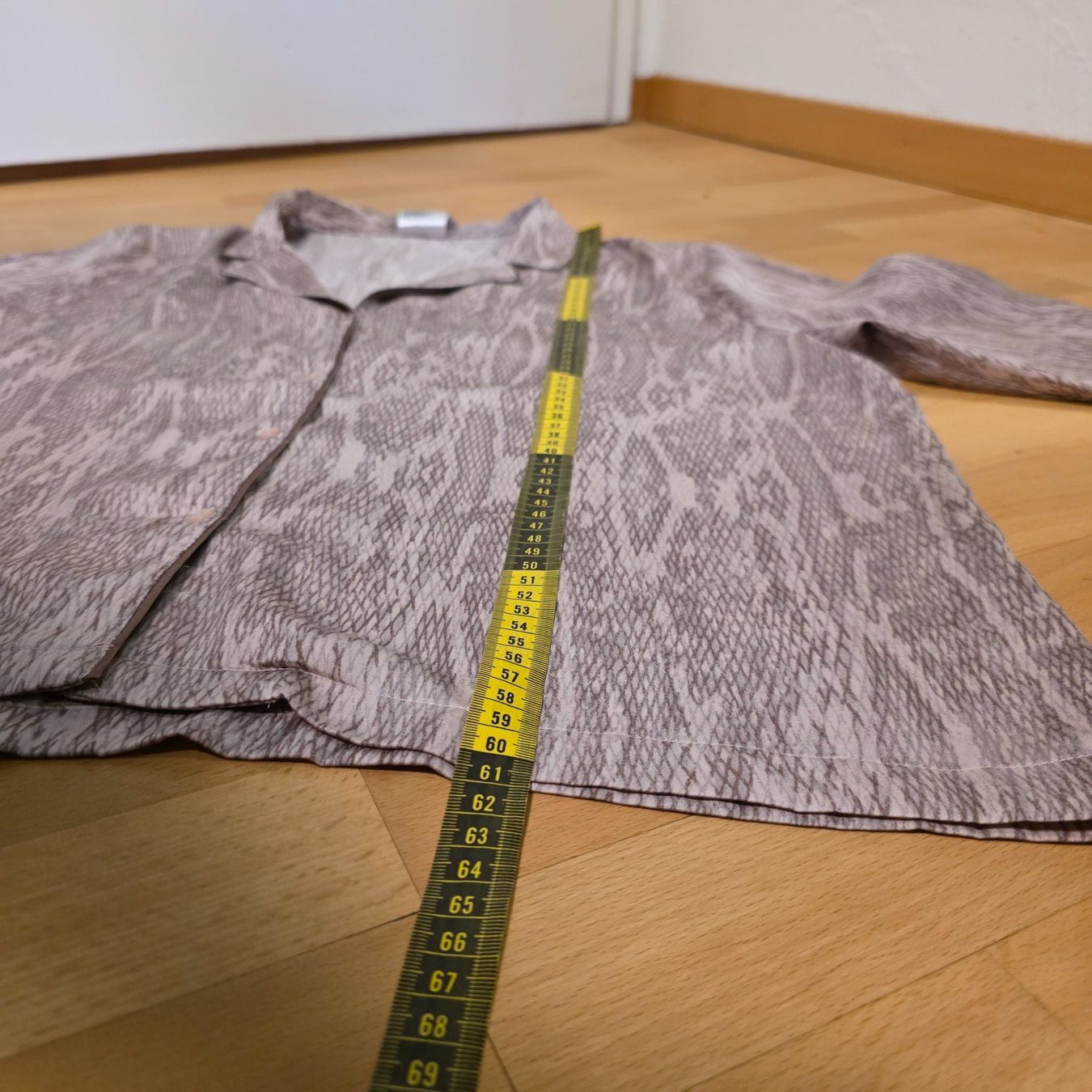H&M Camicette: H&M Bluse/Top L Satin-Optik gemustert – Usato da Wald ZH venduto da CapLux 4