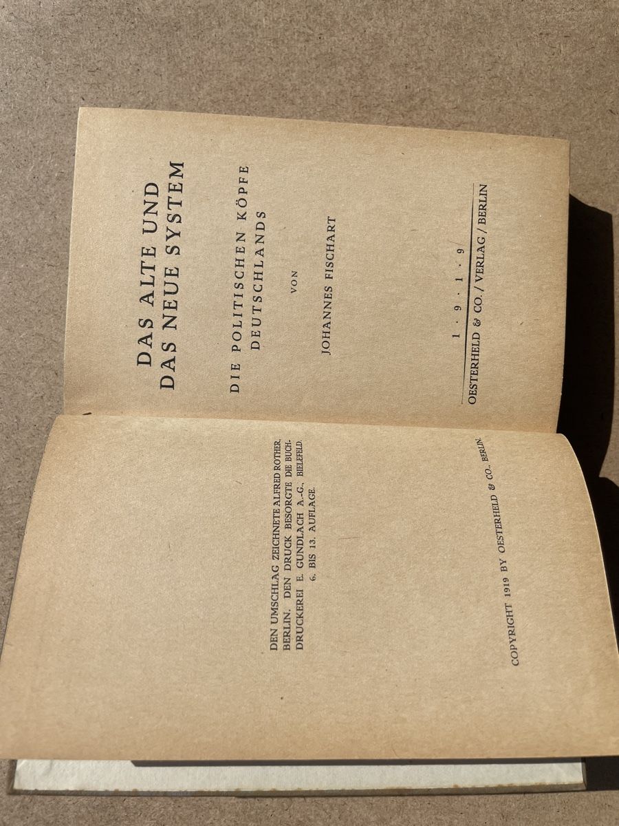 Libri: Antikes Buch: Das alte und das neue System – Usato da Wallisellen venduto da KersP_22 2