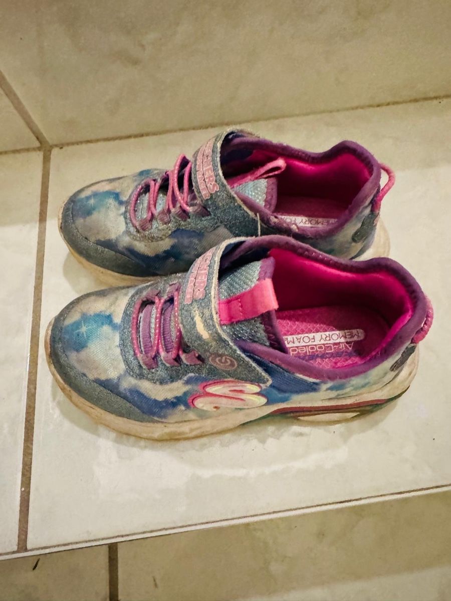 Scarpe per ragazze: Skechers Rainbow Racer Gr. 26 – Usato da Holziken venduto da Anita.urech 1