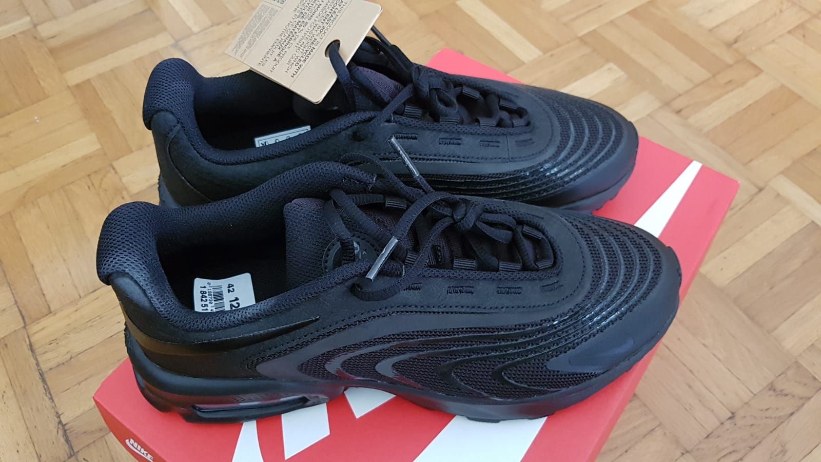 Nike Scarpe da uomo: Nike Air Max FIRE Gr.42 – Nuovo e nell'imballaggio originale da Zürich venduto da ata_c8nh 1