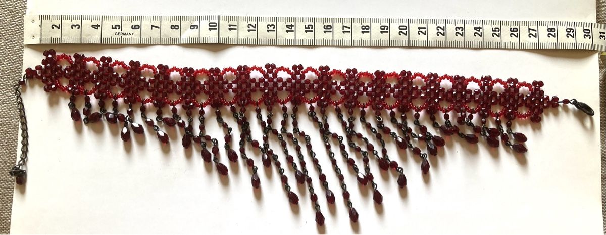 Colliers: Collier fausses perles rouge – Neuf avec emballage d'origine à Ardon par hel_2sxp 2