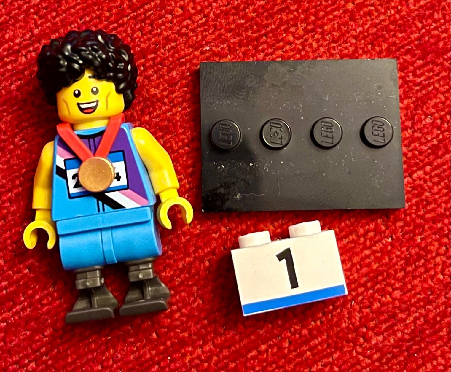 Lego Baukästen: Lego Minifigure Series 25 - Sprinter – Gebraucht aus Höri von PSMarinho