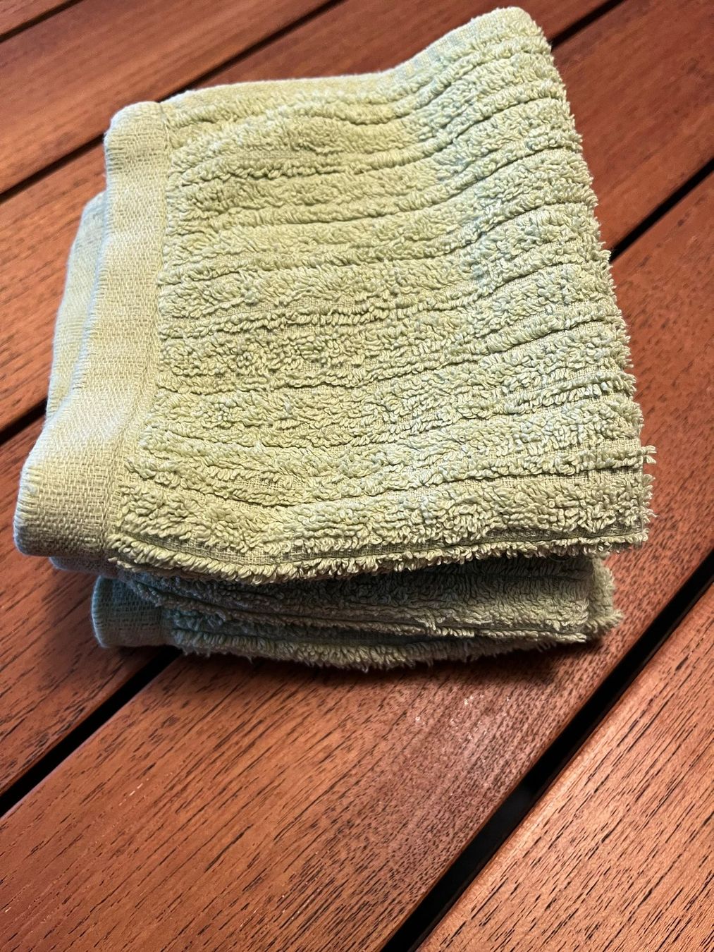 Teli da bagno: Gästetücher – Usato da Oberrohrdorf venduto da Anuschka5 2