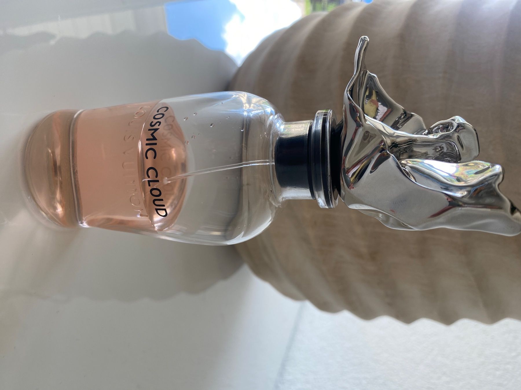 Louis Vuitton Profumi & Eau de Toilette: LOUIS VUITTON COSMIC-CLOUD – Usato da Hofstetten SO venduto da Passwang311 7