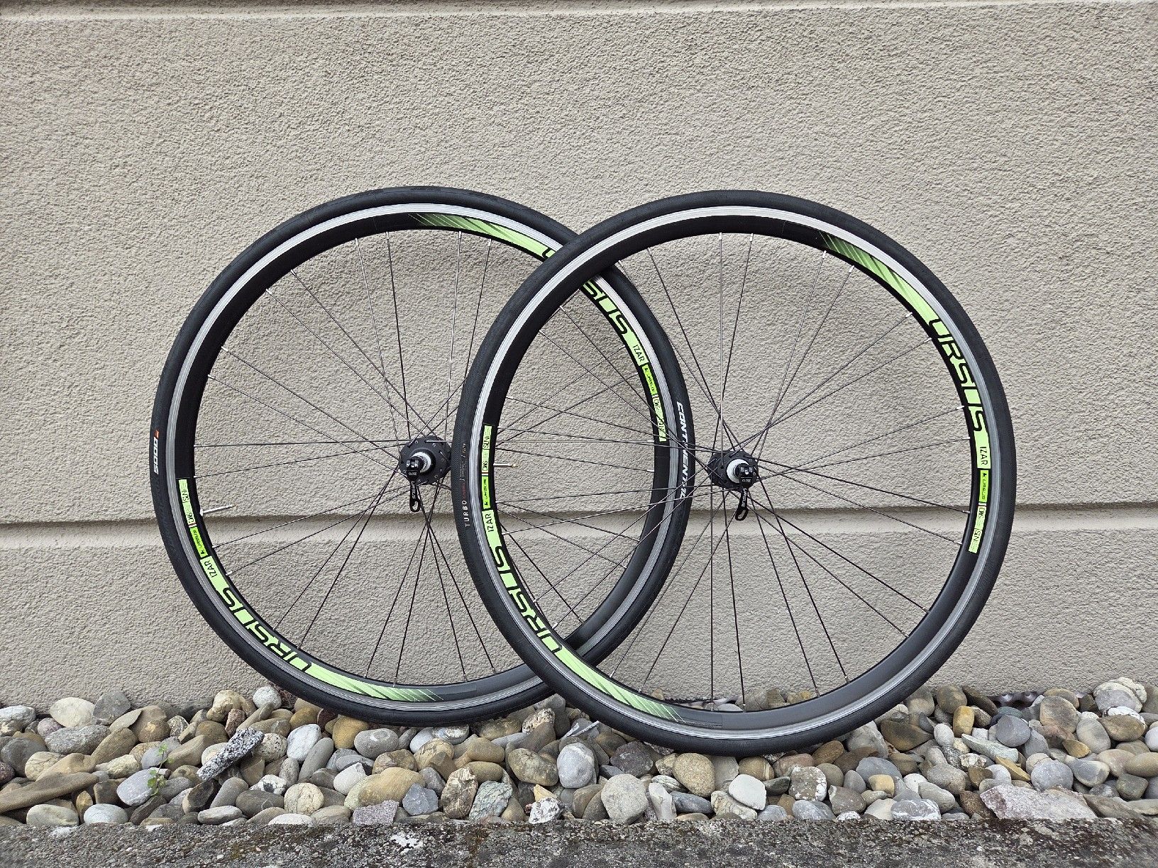 Pneumatici & Ruote complete: Ursus IZAR Radsatz – Usato da Zürich venduto da Integrator 1