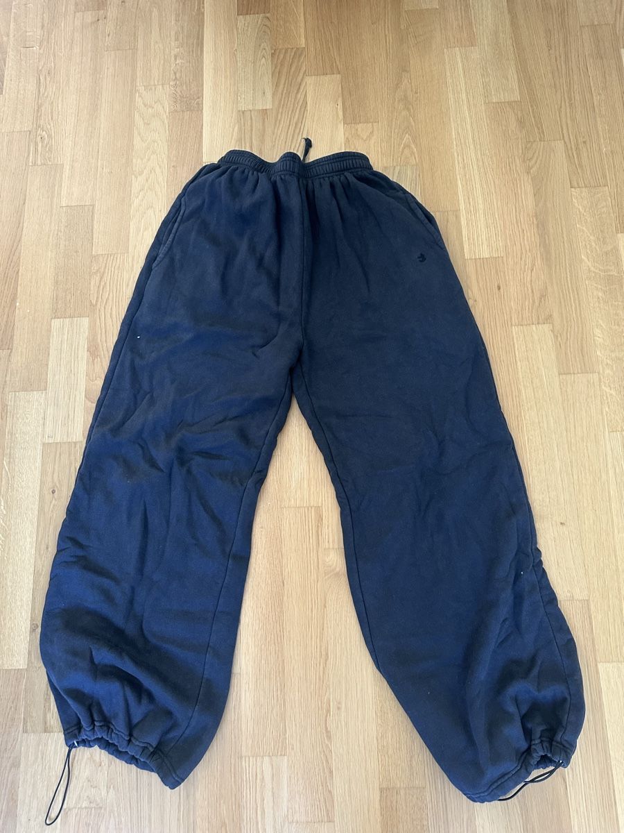 Pantaloni: Jogging Bershka  – Nuovo (secondo la descrizione) da Brügg BE venduto da lea_ng6s