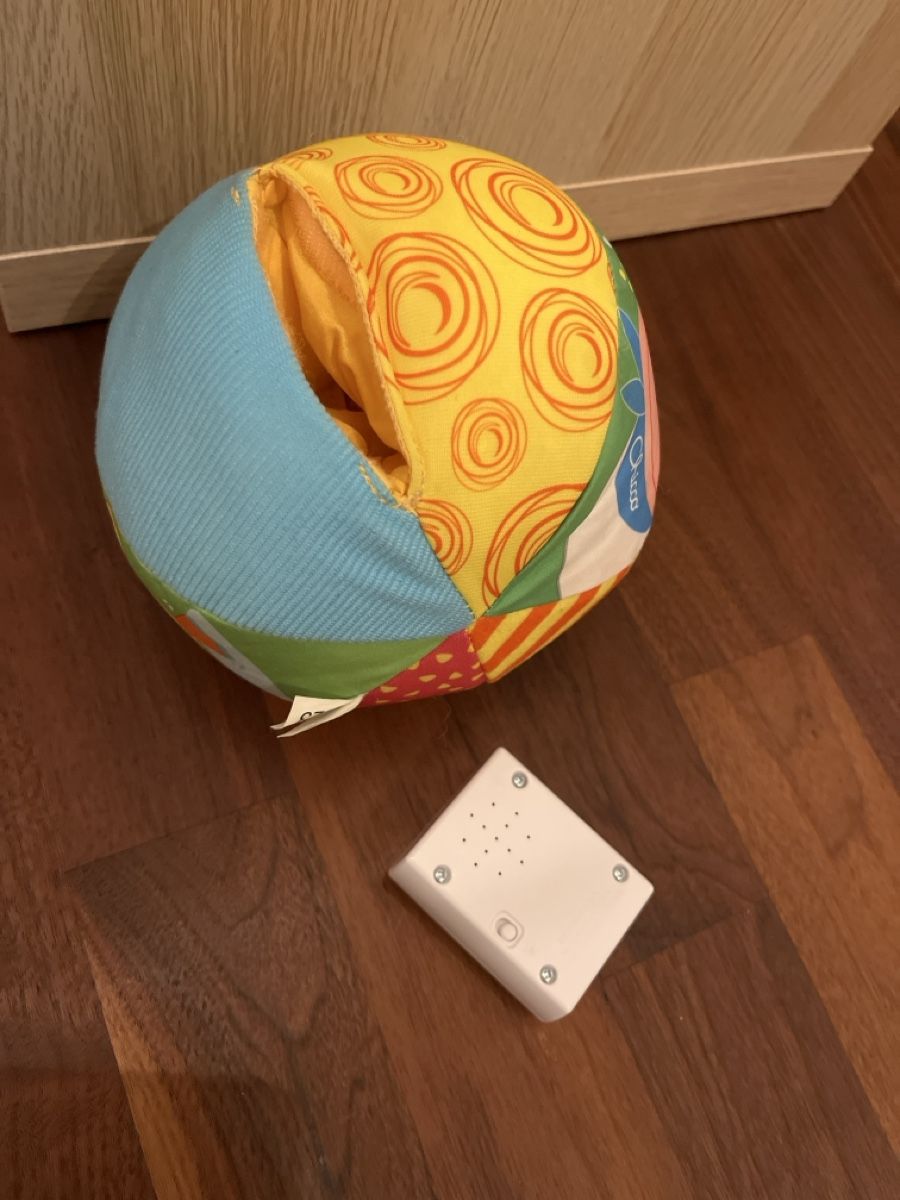 Jouets: Ball weich mit Geräusch – D'occasion à Andelfingen par estark 2