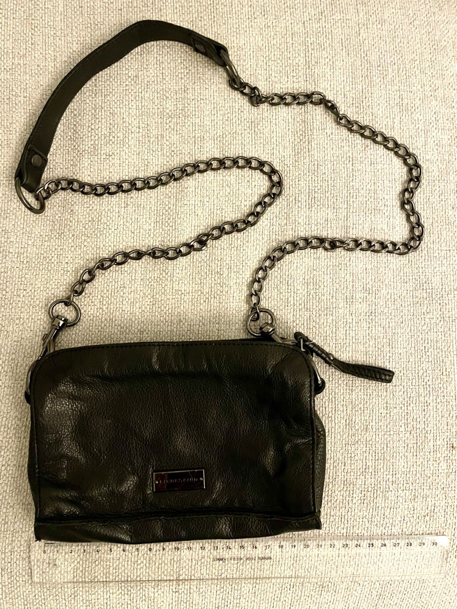 Liebeskind Taschen: Ledertäschchen Liebeskind Berlin – Gebraucht aus Zürich von Polly_darton 2