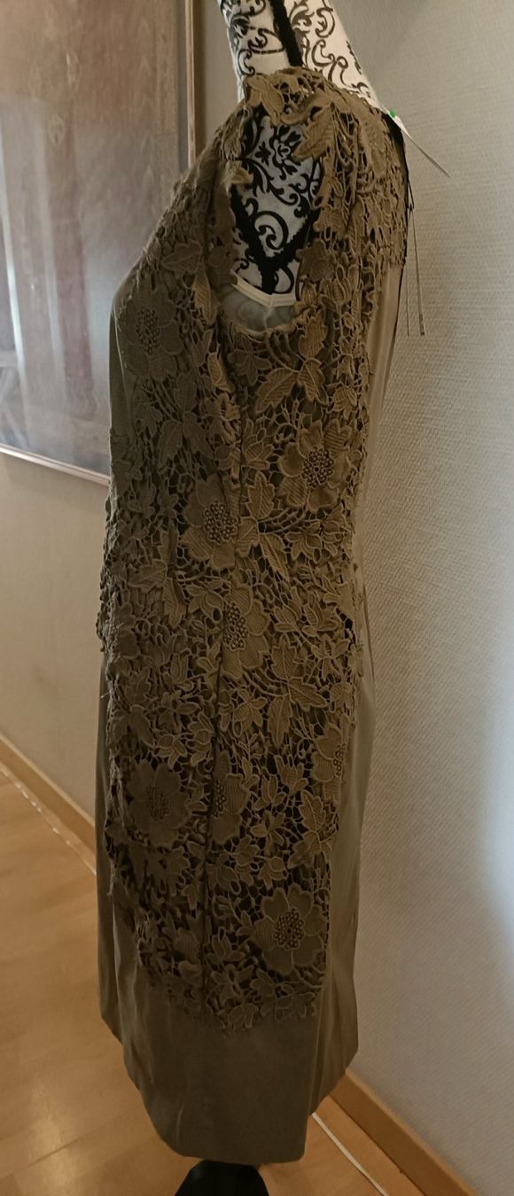 Vestiti: Kleid mit spitzen – Nuovo (secondo la descrizione) da Schaffhausen venduto da sim_j822 2