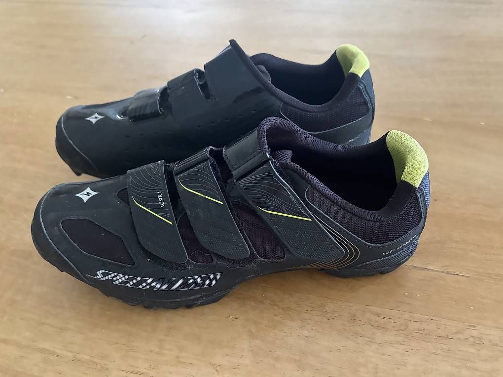 Specialized Herrenschuhe: Chaussures MTB Specialized taille 42 – Gebraucht aus Pully von ama_vdv9 1